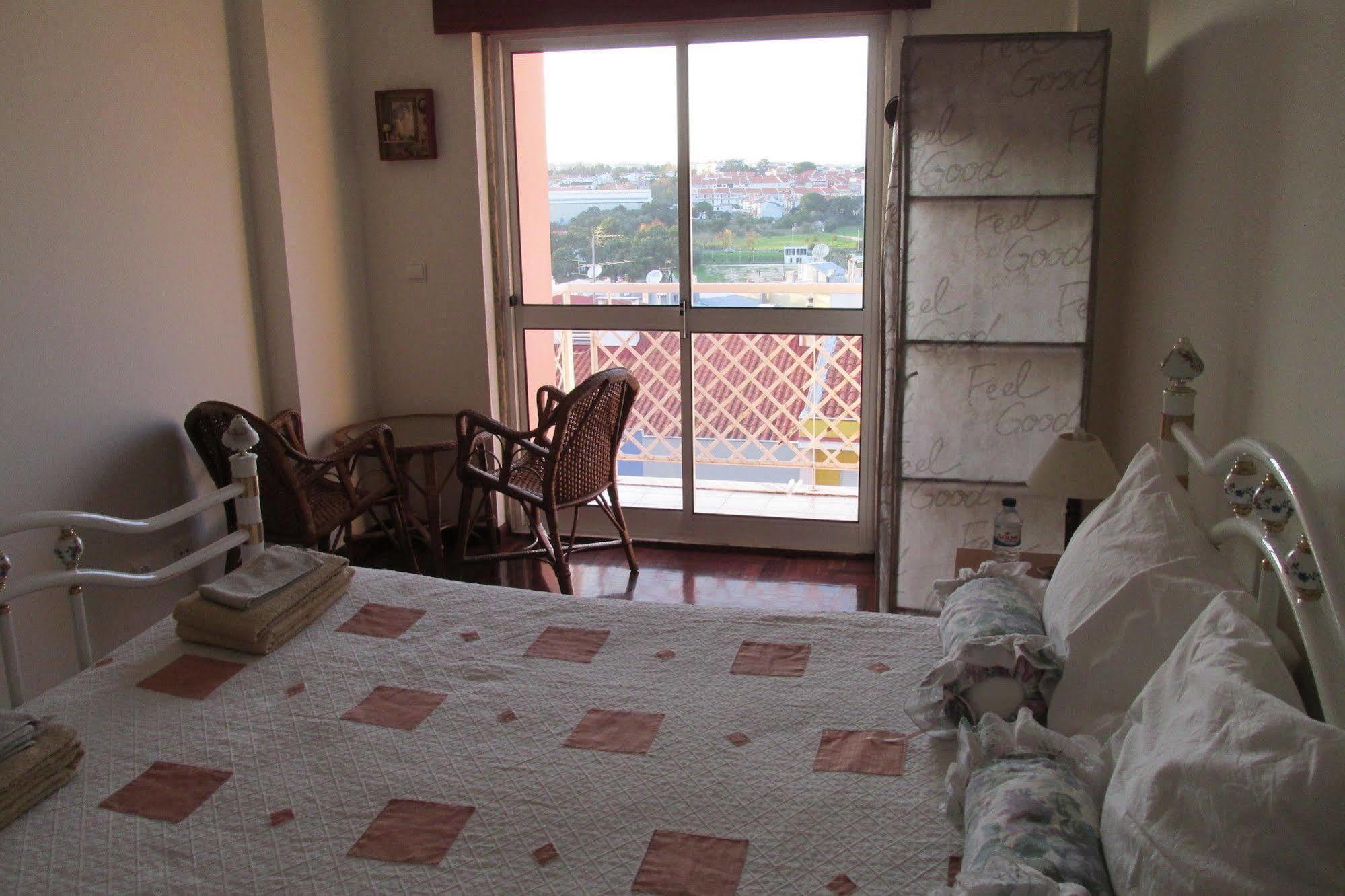 Homestay Marialva Park Seixal  Exterior foto