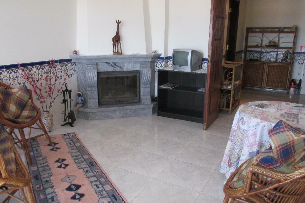 Homestay Marialva Park Seixal  Exterior foto